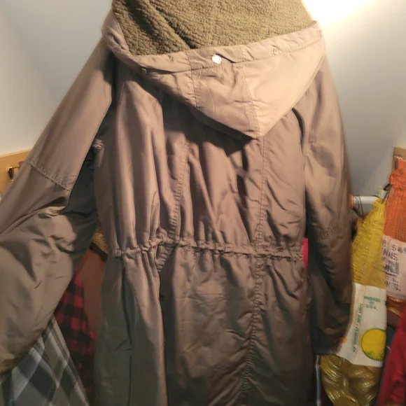 Jacket - Picture 3 of 3